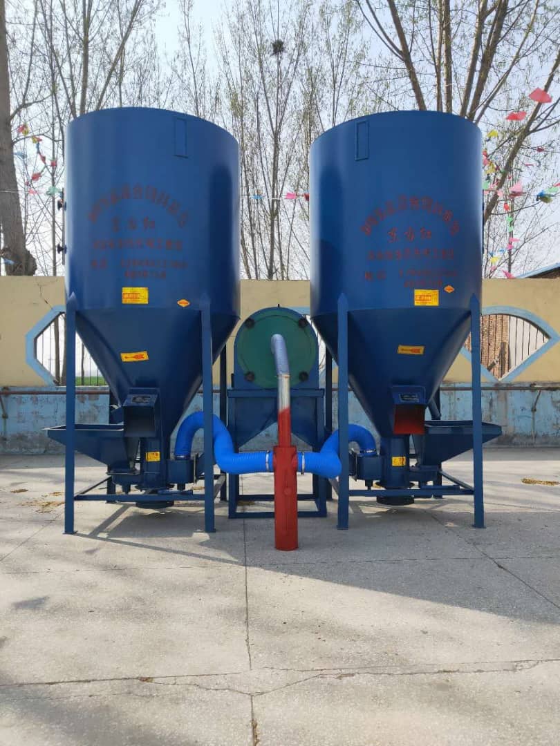 2 tonne feed mixer or feed mill